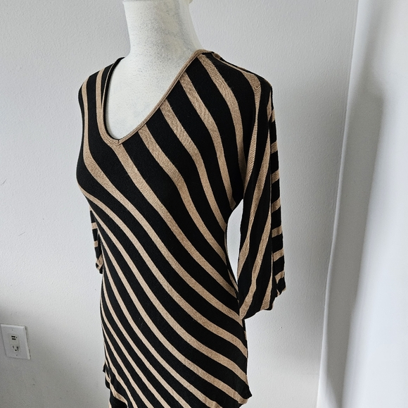 🇺🇲 INC international striped long top black and brown size medium - Picture 4 of 5